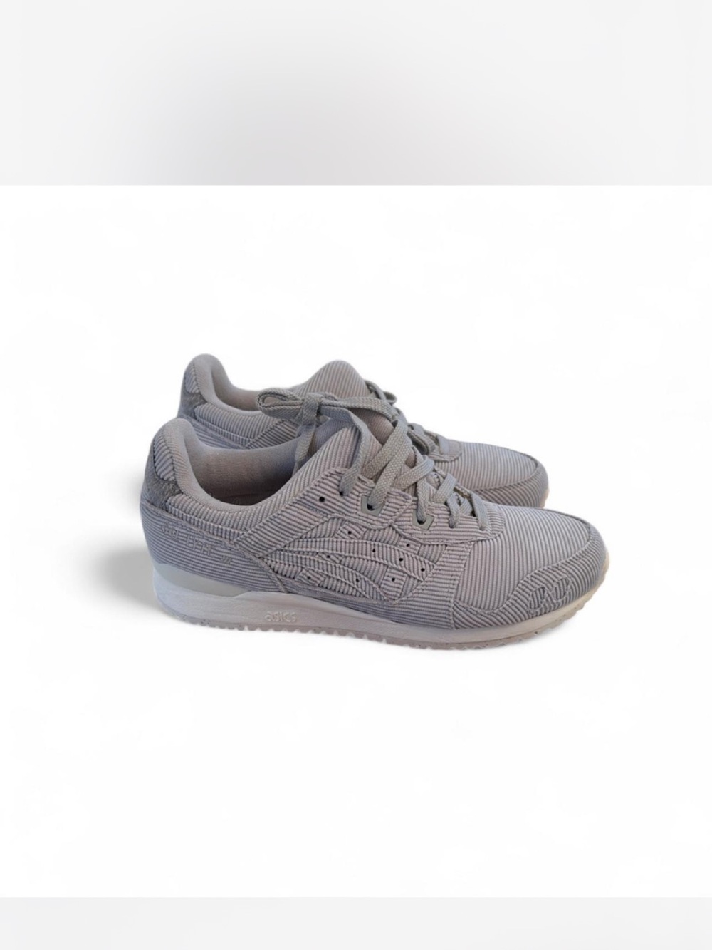 Asics Women's Light Gray Athletic Lace-Up Sneakers